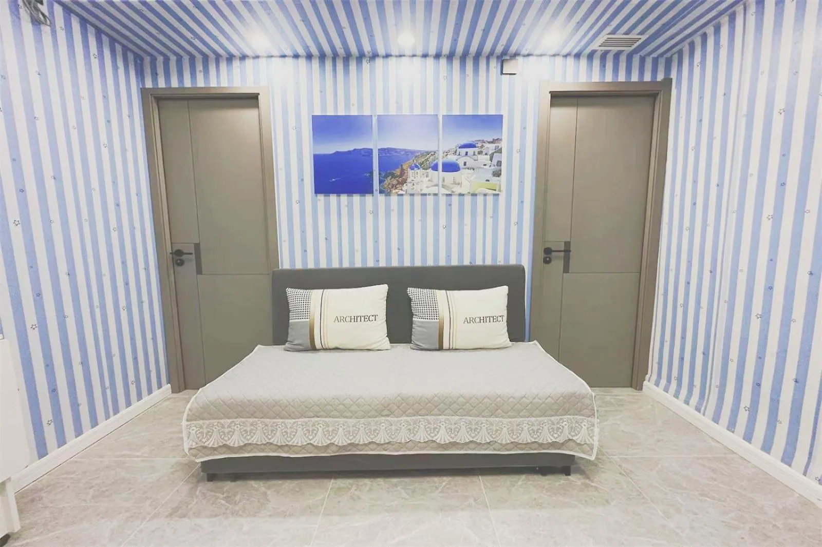 Apt 4Br10Pax, 2Bar ,1Mins Mtr Hong Kong Apartment