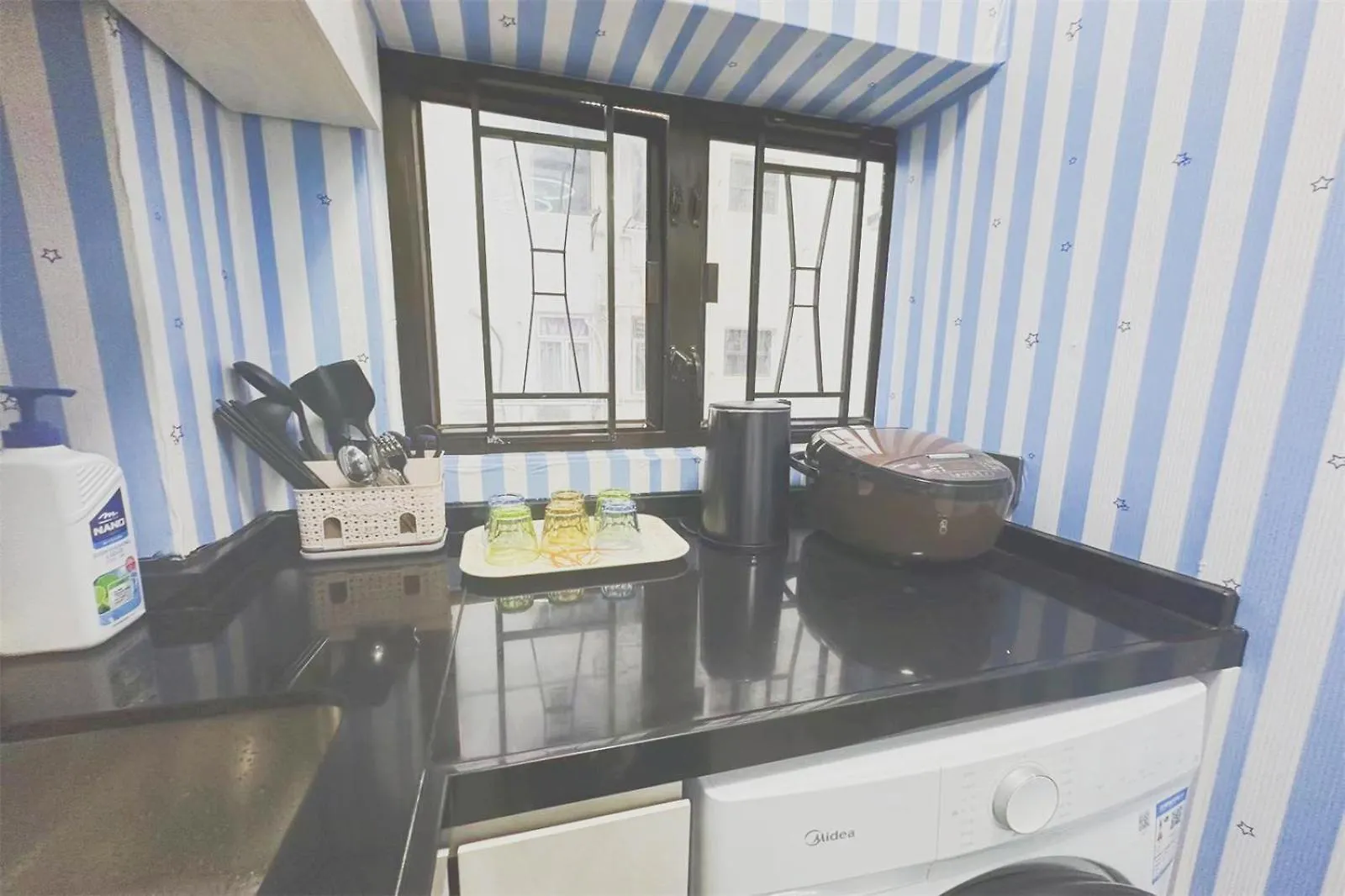Apt 4Br10Pax, 2Bar ,1Mins Mtr Hong Kong China