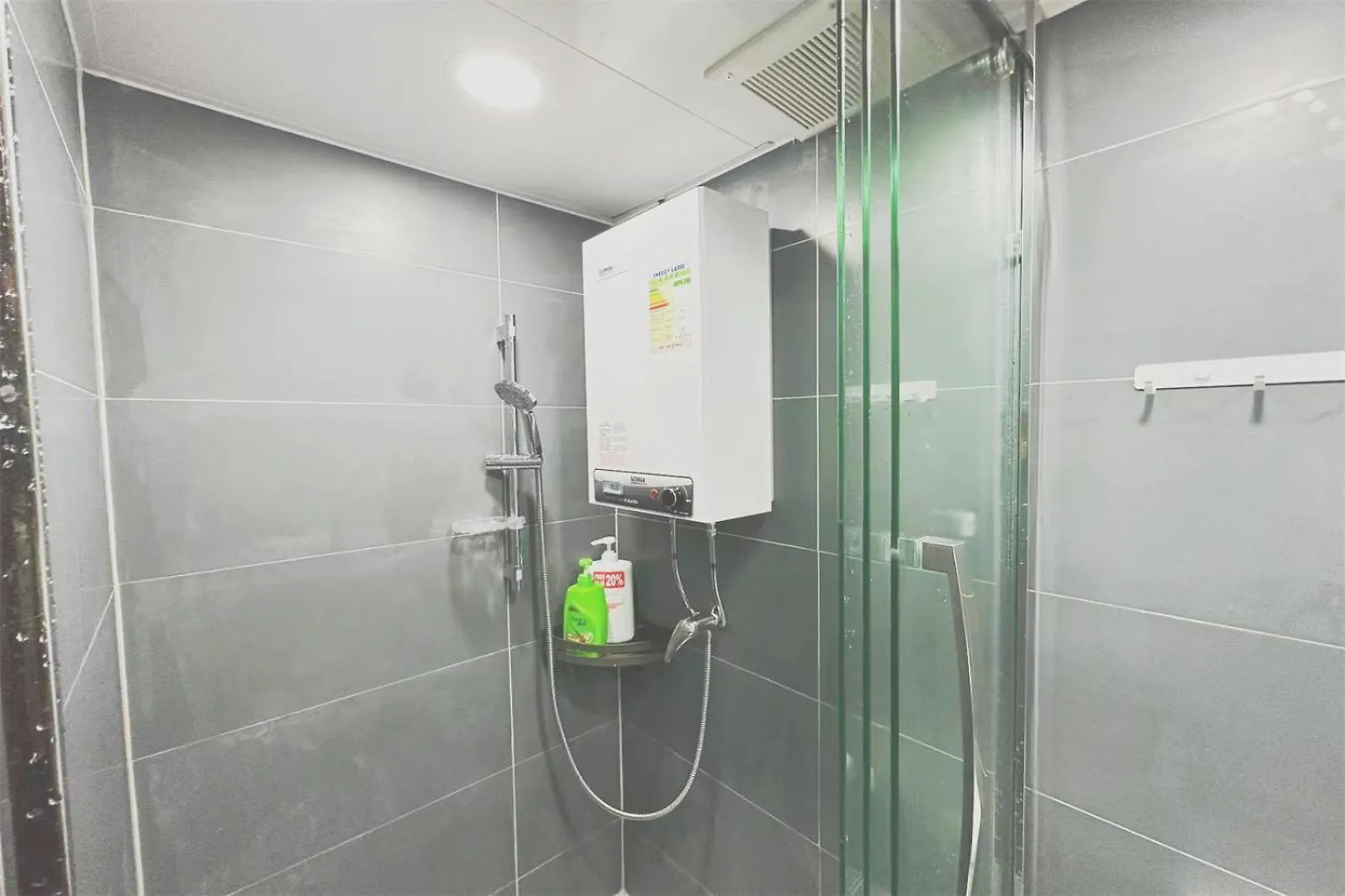 Apartment Apt 4Br10Pax, 2Bar ,1Mins Mtr Hong Kong