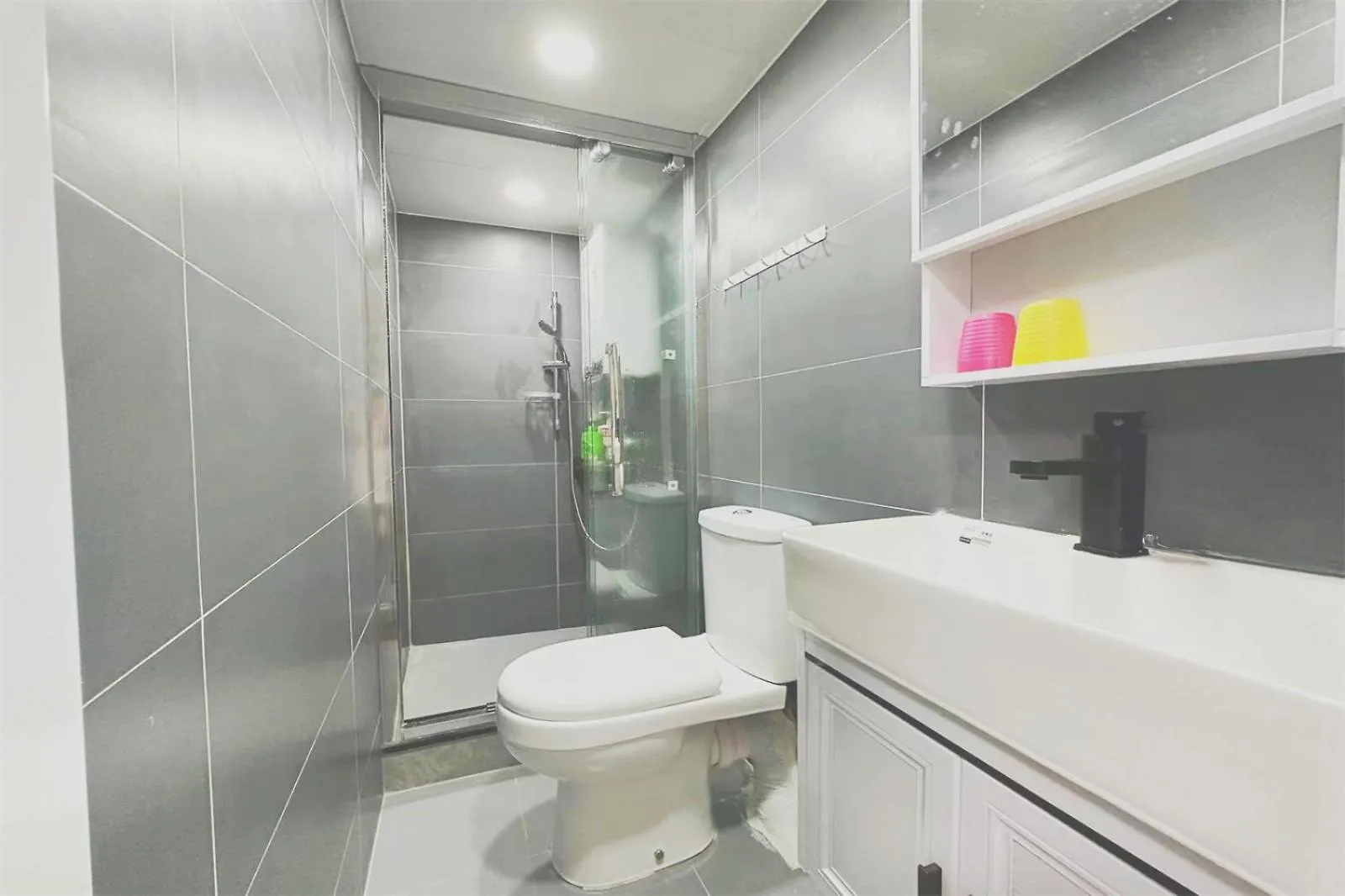 Apt 4Br10Pax, 2Bar ,1Mins Mtr Hong Kong China